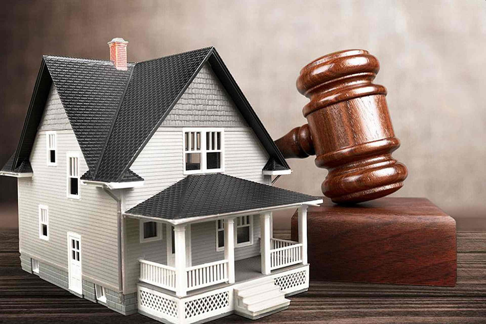 REAL ESTATE LAW